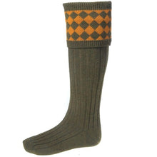 Load image into Gallery viewer, House Of Cheviot Chessboard Shooting Socks
