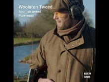 Load and play video in Gallery viewer, LAKSEN Flat Cap - Mens - Woolston Tweed
