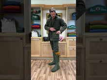 Load and play video in Gallery viewer, ALAN PAINE Rutland Mens Waterproof Shooting Coat - Dark Moss
