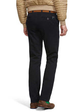 Load image into Gallery viewer, Meyer - Oslo 316 Soft Cotton Chinos - Expandable Waist - Navy
