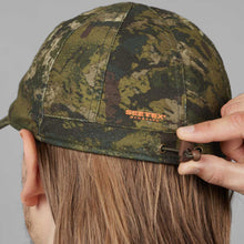 Load image into Gallery viewer, SEELAND Avail Camo Cap - InVis Green
