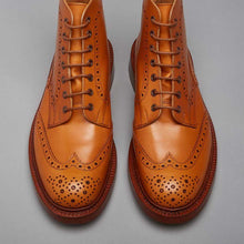 Load image into Gallery viewer, Tricker&#39;s Stow Country Boots - Dainite Sole Antique Acorn
